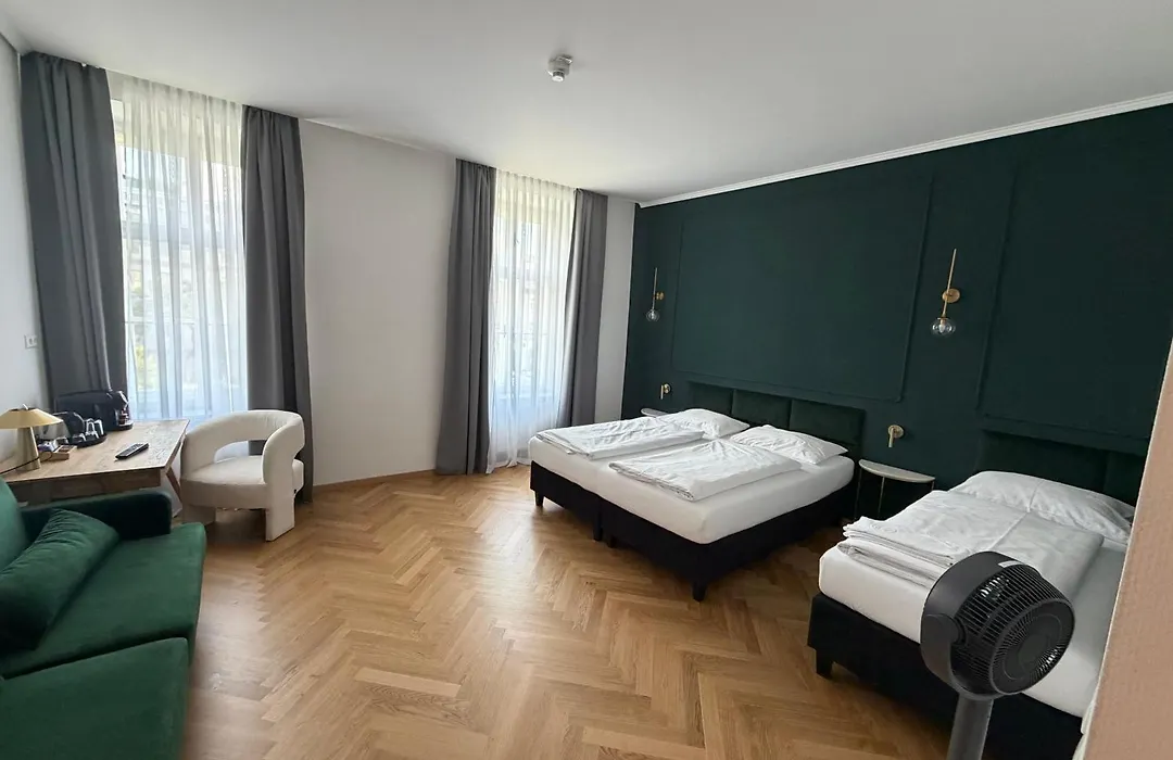Kolbeck Rooms-1