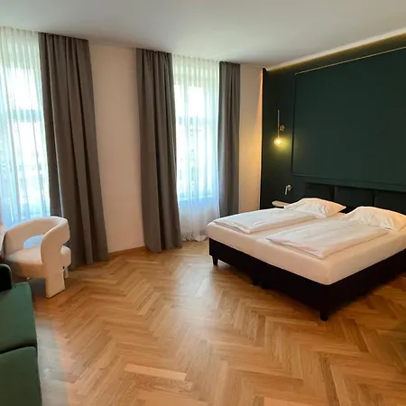 Kolbeck Rooms-2
